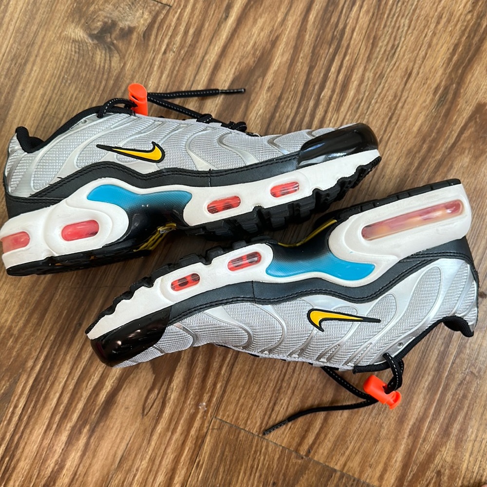 Nike Air Max Shoes